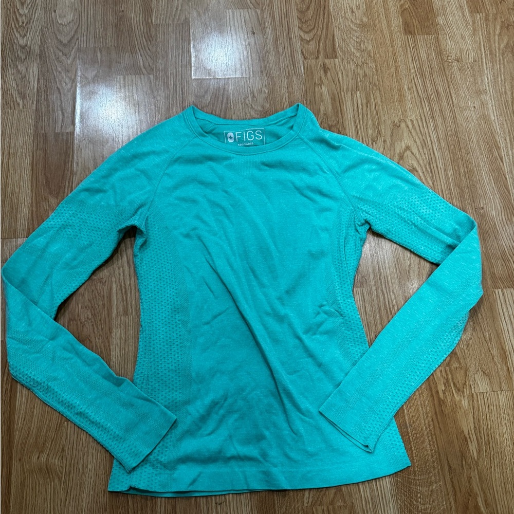 FIGS Salta Seamless Womens XS Performance Underscrub Long Sleeve Top Shirt Green